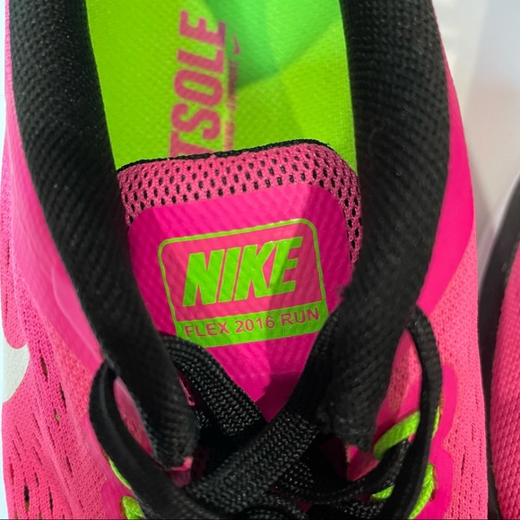Mint condition NIKE hot pink fitsole flex 2016 run running sneakers size 5 - Picture 3 of 4